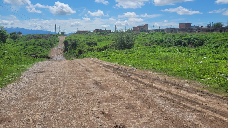 Tupac Amaru: un zanjón genera preocupación en los vecinos