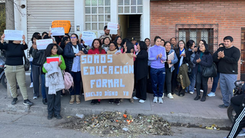 Meses sin cobrar y pagos mal realizados: el caso de docentes de Educación No Formal