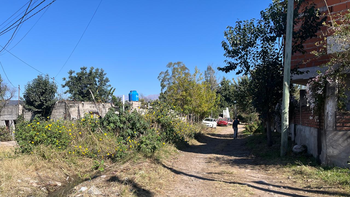 Vecinos de Chijra pagan como si vivieran en zona residencial y no tienen ni pavimento