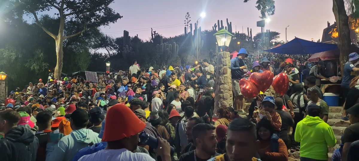 Se desató el carnaval en Jujuy con el desentierro de las comparsas