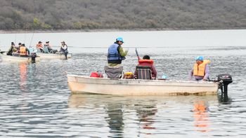 Más de 35 lanchas le dieron vida a una gran jornada de pesca