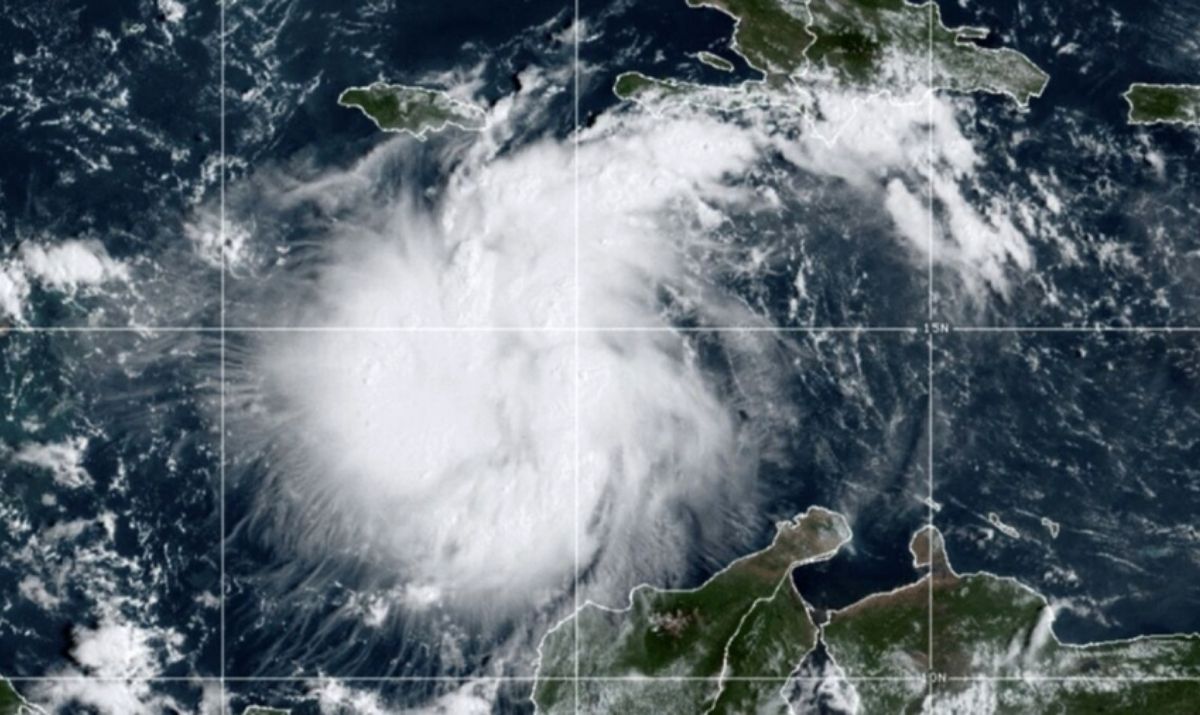 El huracán Ian llegó a la costa de Cuba: hay 50.000 evacuados