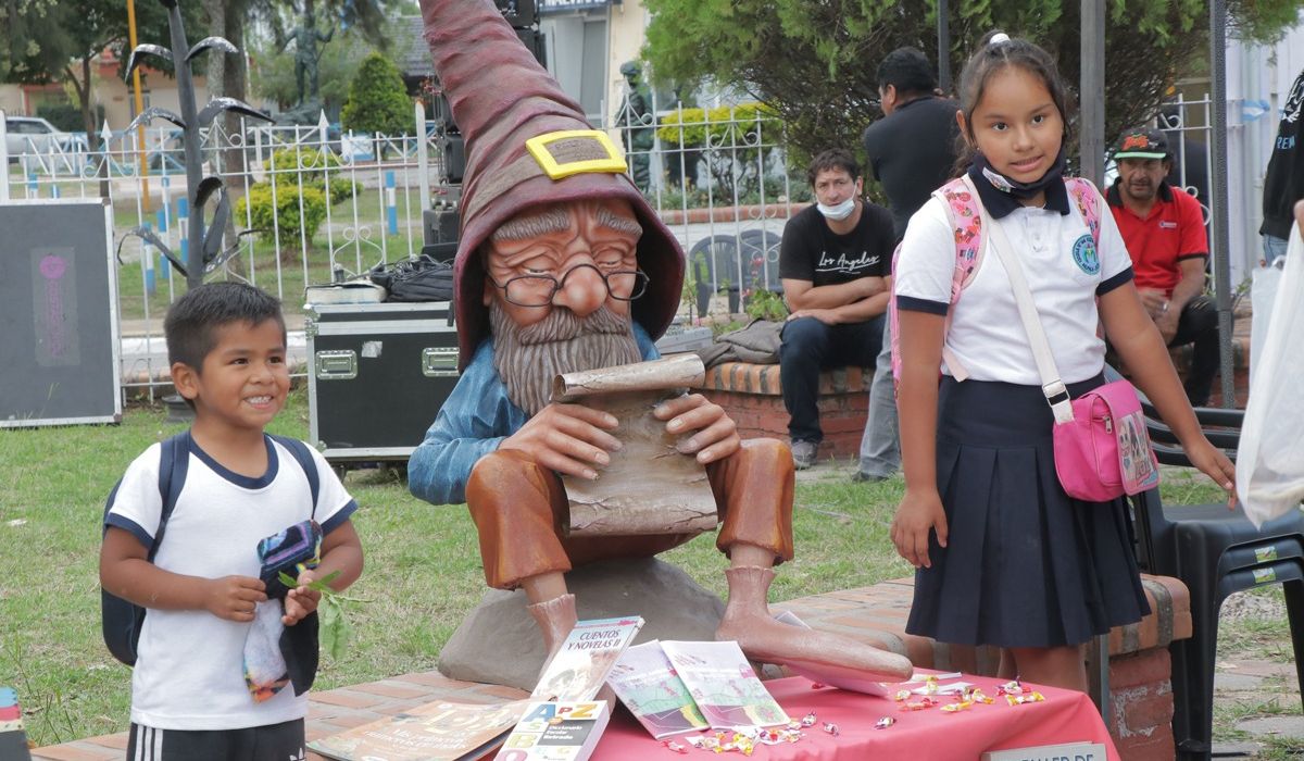 Día dedicado a los niños en la Feria del Libro de Palpalá