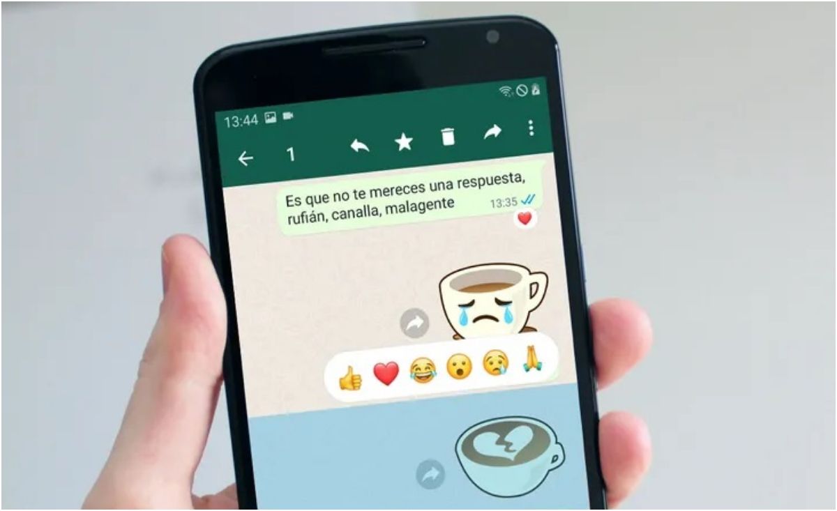 WhatsApp: ya se puede reaccionar a mensajes con emojis