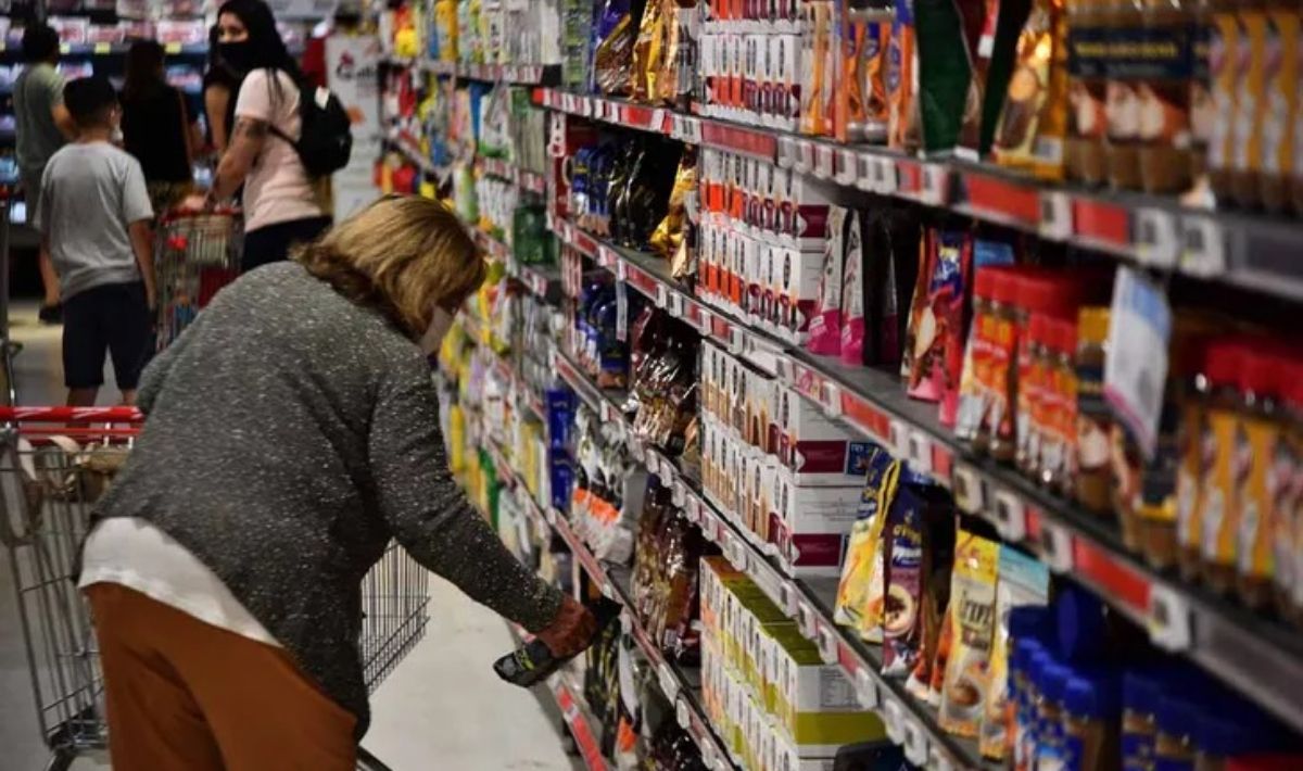 Las ventas en supermercados crecieron 3,8% y en shoppings 6,9% en marzo