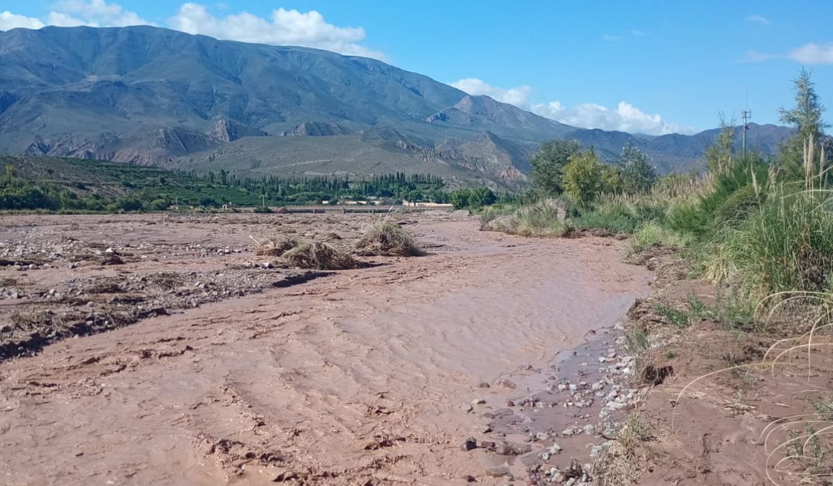 Otra crecida del Río Grande: desesperante situación de los vecinos de Huacalera