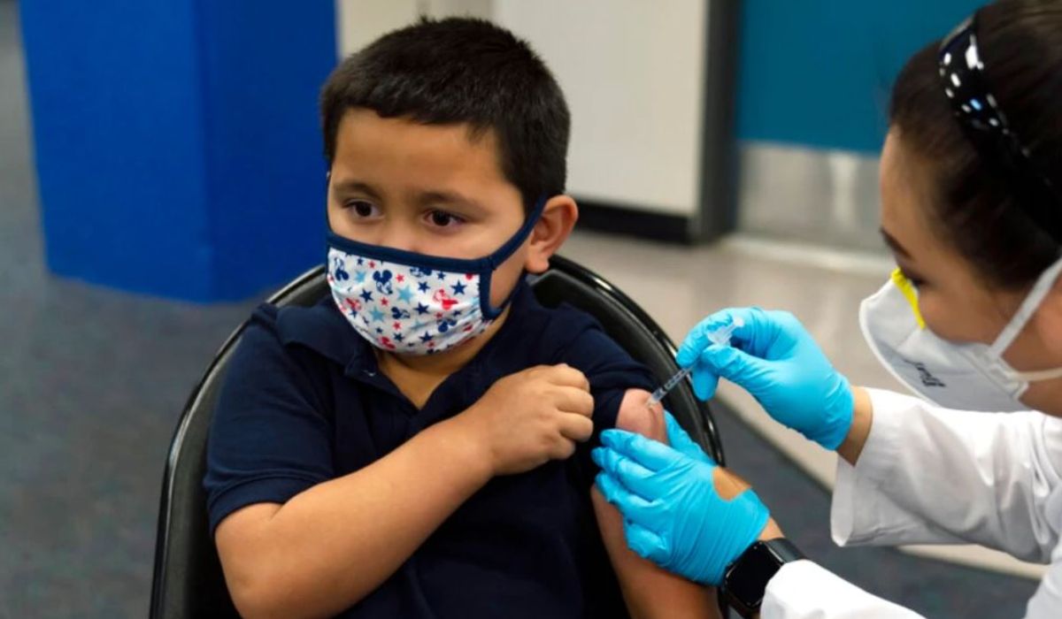 Buscarán acelerar la vacunación en niños, de cara al inicio del año escolar