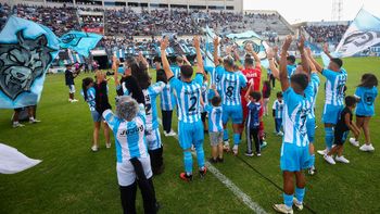 Con el desafío de volver a ganar en casa, el líder recibe al CADU
