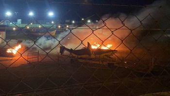 Envuelto en llamas: incendiaron autos de jugadores de Aldosivi
