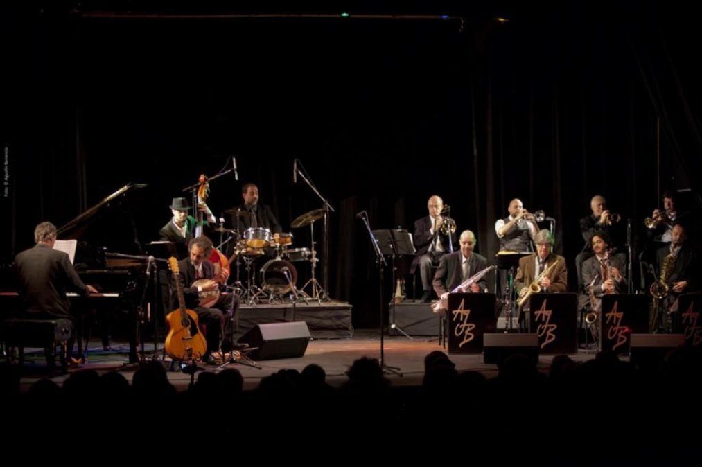 La Antigua Jazz Band se presenta en el Mitre