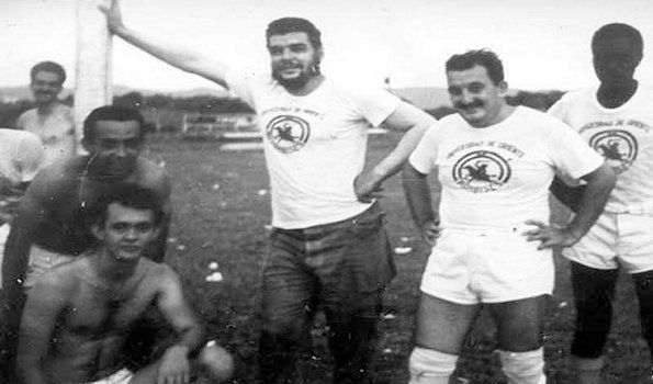 Ernesto Guevara, el “Che, futbol”