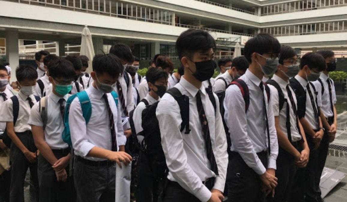 Hong Kong cerrará las escuelas ante un nuevo brote de coronavirus