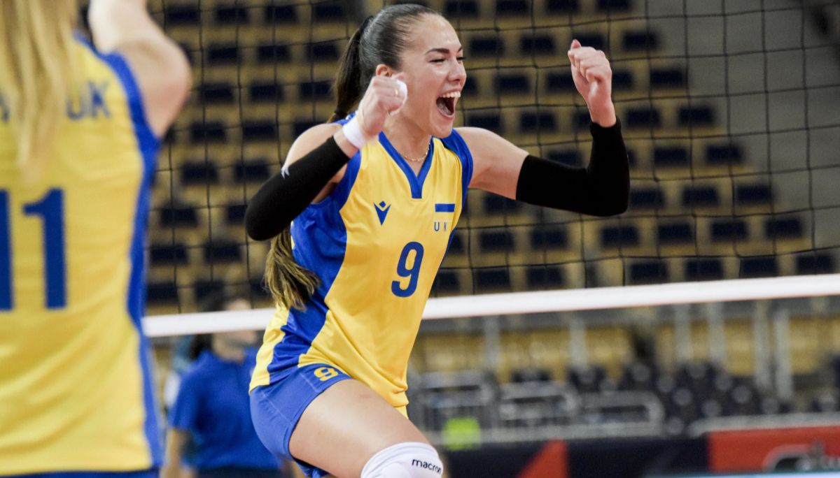 photos of Ukrainian volleyball player Yulia Gerasymova 