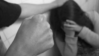 Un sujeto atacó a golpes a su ex pareja y la amenazó de muerte
