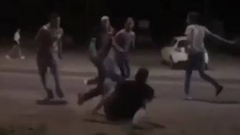 Salvaje ataque en Alto Comedero: una patota dejó inconsciente a un trabajador y le fracturó ambos brazos
