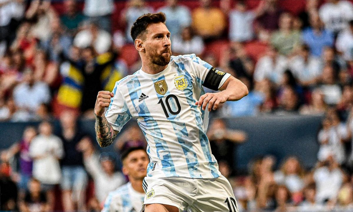 Con cinco goles de Messi, Argentina goleó a Estonia