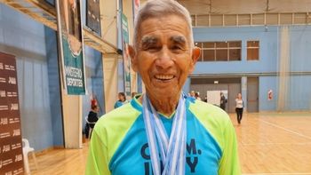 El país habla de Máximo Velázquez, el atleta jujeño más longevo de Argentina