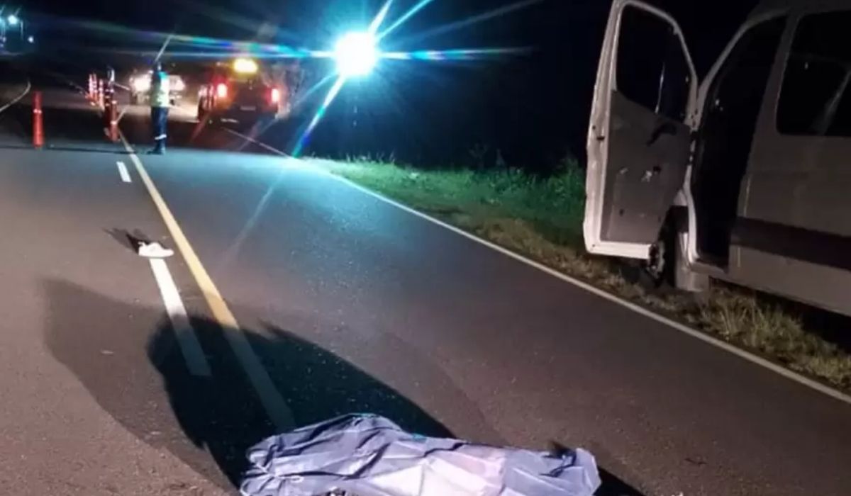 Foto: hallaron un cuerpo en la ruta 2.