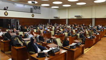 Sesión en la Legislatura: pedidos de informe y solicitud de juicio político