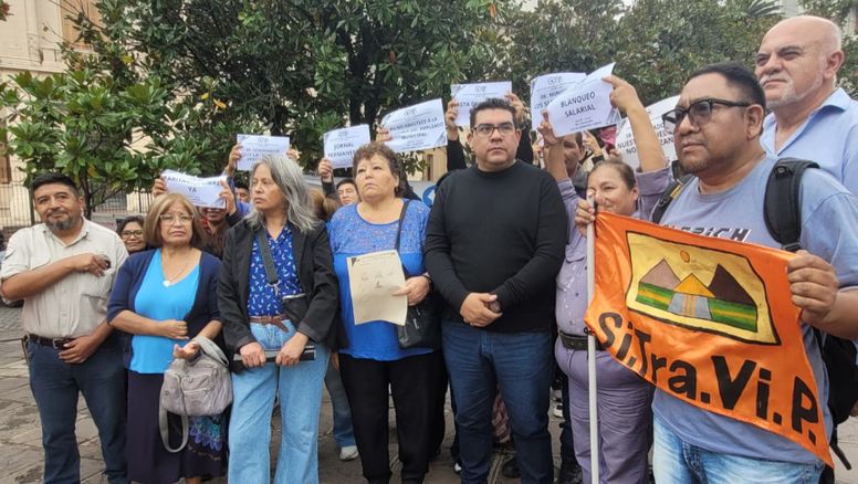 Gremios se unen y marcharán para rechazar a la oferta salarial del gobierno