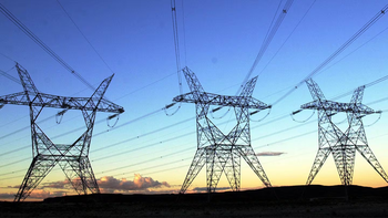 El Gobierno privatizó la mayor transportadora de electricidad del país