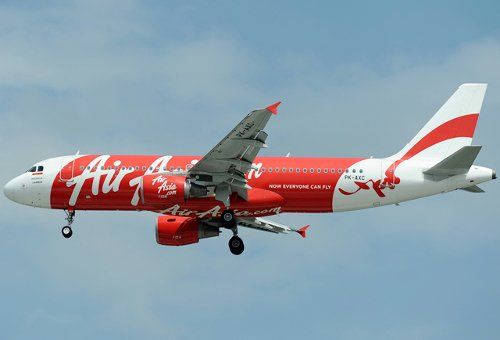 Desapareció en Indonesia un avión con 162 personas a bordo