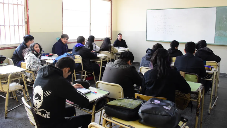Mesas extraordinarias para estudiantes recursantes: cuándo son y quiénes pueden acceder