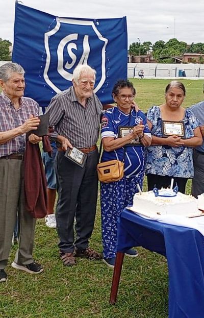Sportivo Alberdi celebró sus 94 años con emoción y reconocimiento a su gente