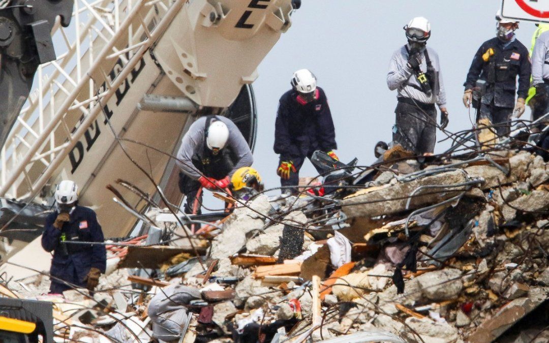 Hallaron más cuerpos entre los escombros y la cifra de muertos asciende a 32