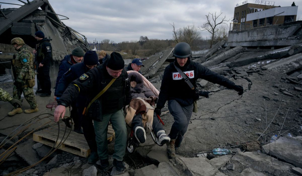 Ucrania y Rusia acuerdan establecer corredores humanitarios en varias ciudades