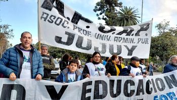 Sin respuestas del gobierno jujeño, profesionales van a un nuevo paro