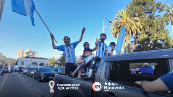 Plaza Belgrano, otra vez centro de los festejos por la Selección Argentina
