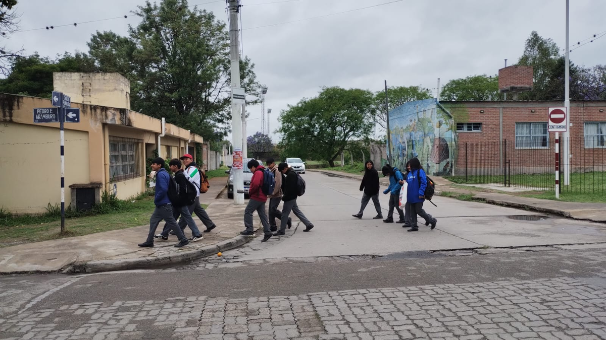 Palpalá: piden reforzar la seguridad en cercanías a las escuelas