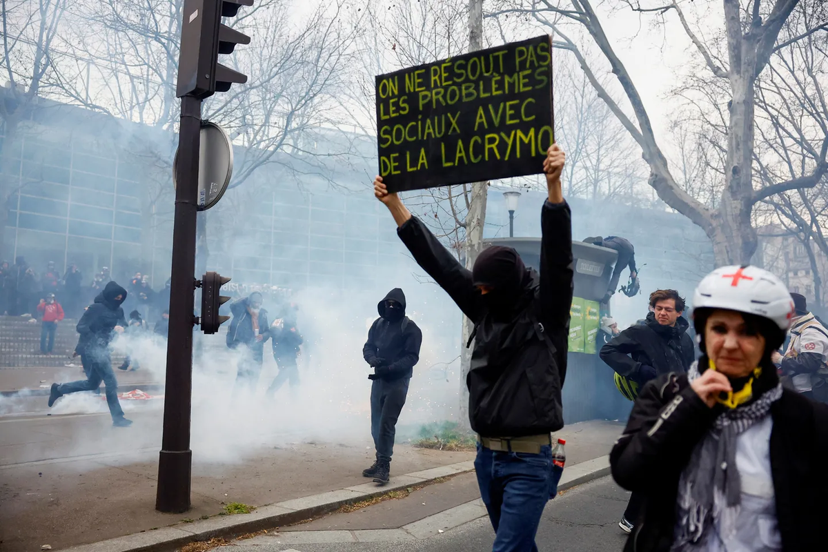 Protestas y huelgas en Francia contra la reforma previsional impulsada por Macron