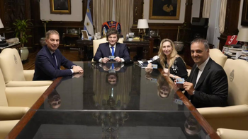 Milei canceló su viaje a la cumbre del Mercosur por la transición en la Jefatura de Gabinete