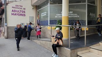 Se aplican hasta 500 dosis diarias de vacunas en el CEPAM