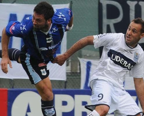 Gimnasia cayó ante su homónimo de La Plata por 1 a 0