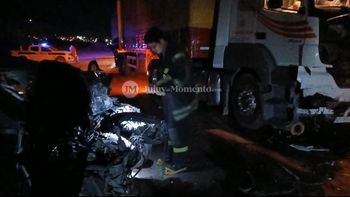 Feriado trágico en Tilcara: choque frontal, dejó como saldo dos muertos