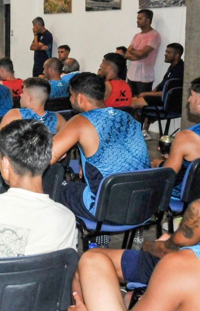 Historia y pertenencia, charla especial para el plantel 