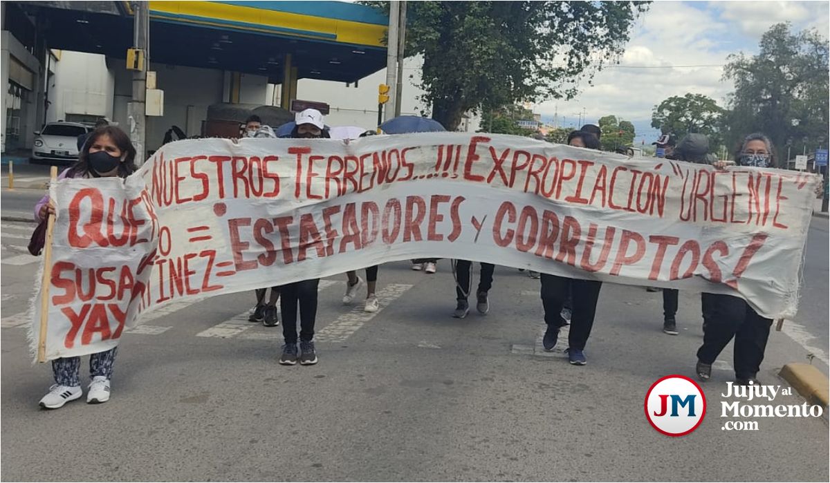 En su nueva marcha, estafados de Horizonte apuntaron contra el fiscal Lello Sánchez