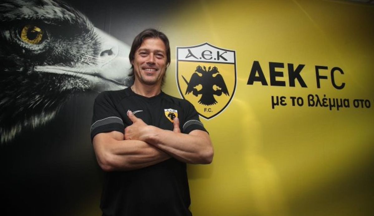 Almeyda, nuevo DT del AEK de Grecia