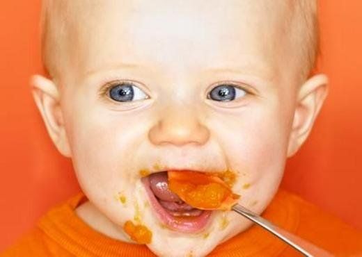 Los SI y los NO de las primeras comidas de tu bebé
