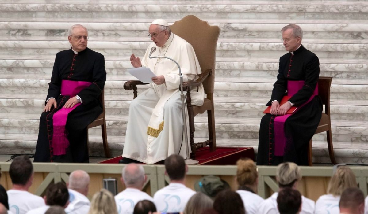 El papa Francisco, limitado por sus dolores de rodilla: No puedo caminar, me lo ha pedido el médico