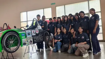 Alumnos de la Técnica de Palpalá compiten por 4° año consecutivo con su auto eléctrico