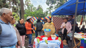 Con una muestra, comunidades volvieron a reclamar por el título de sus tierras