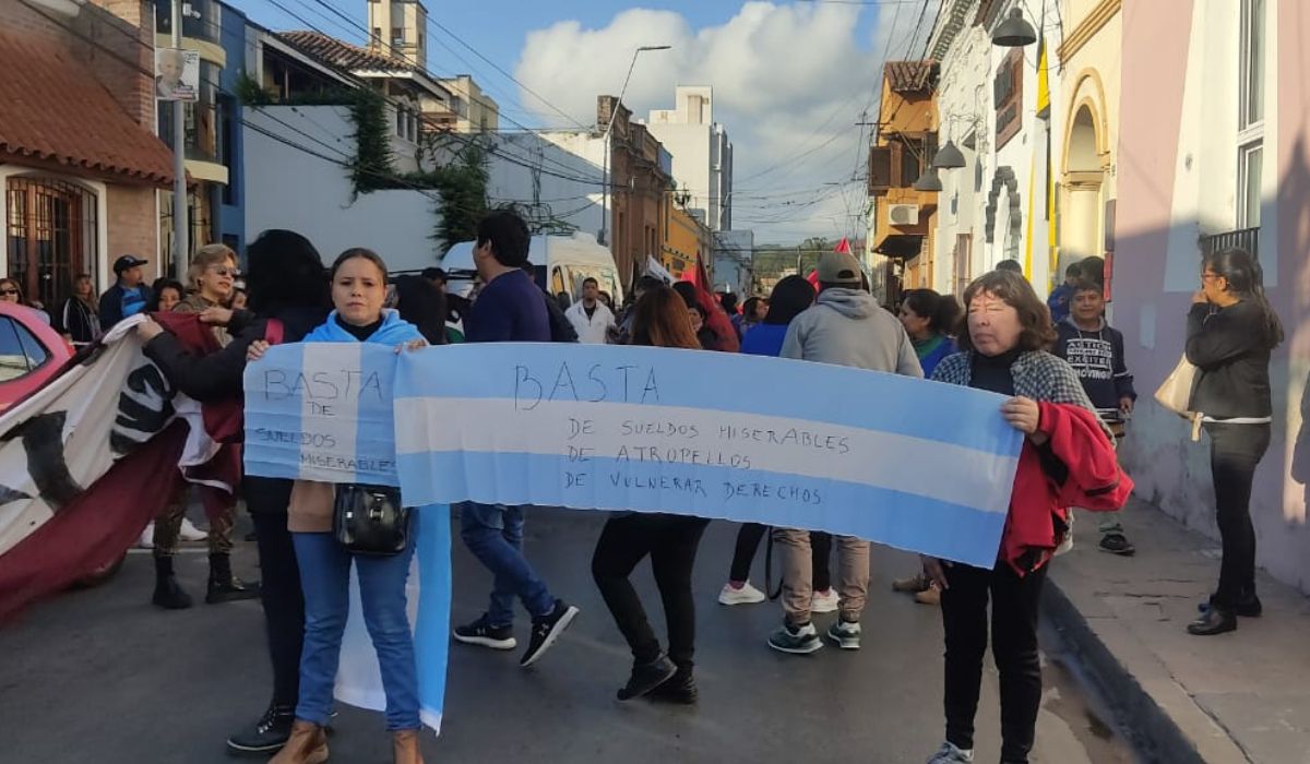 El hartazgo docente invadió las calles: contundente reclamo en Jujuy