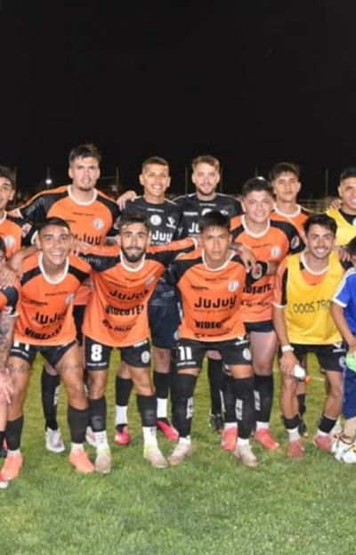 Zapla venció a Rivadavia y manda en su zona