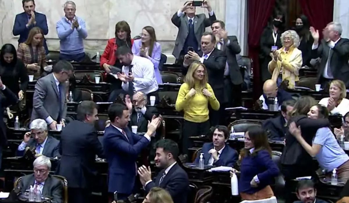 Boleta única: la oposición derrotó al oficialismo y avanzó con la reforma electoral en Diputados