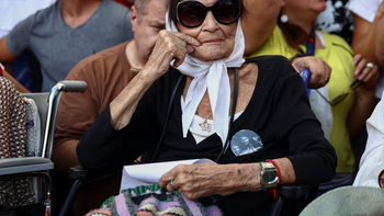Murió Taty Almeida, madre de Plaza de Mayo y luchadora por los derechos humanos