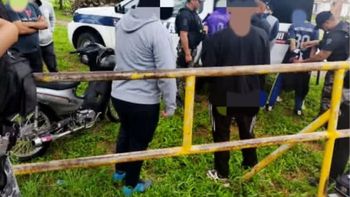 Intentó escapar y atropelló a dos policías durante un operativo por venta de drogas